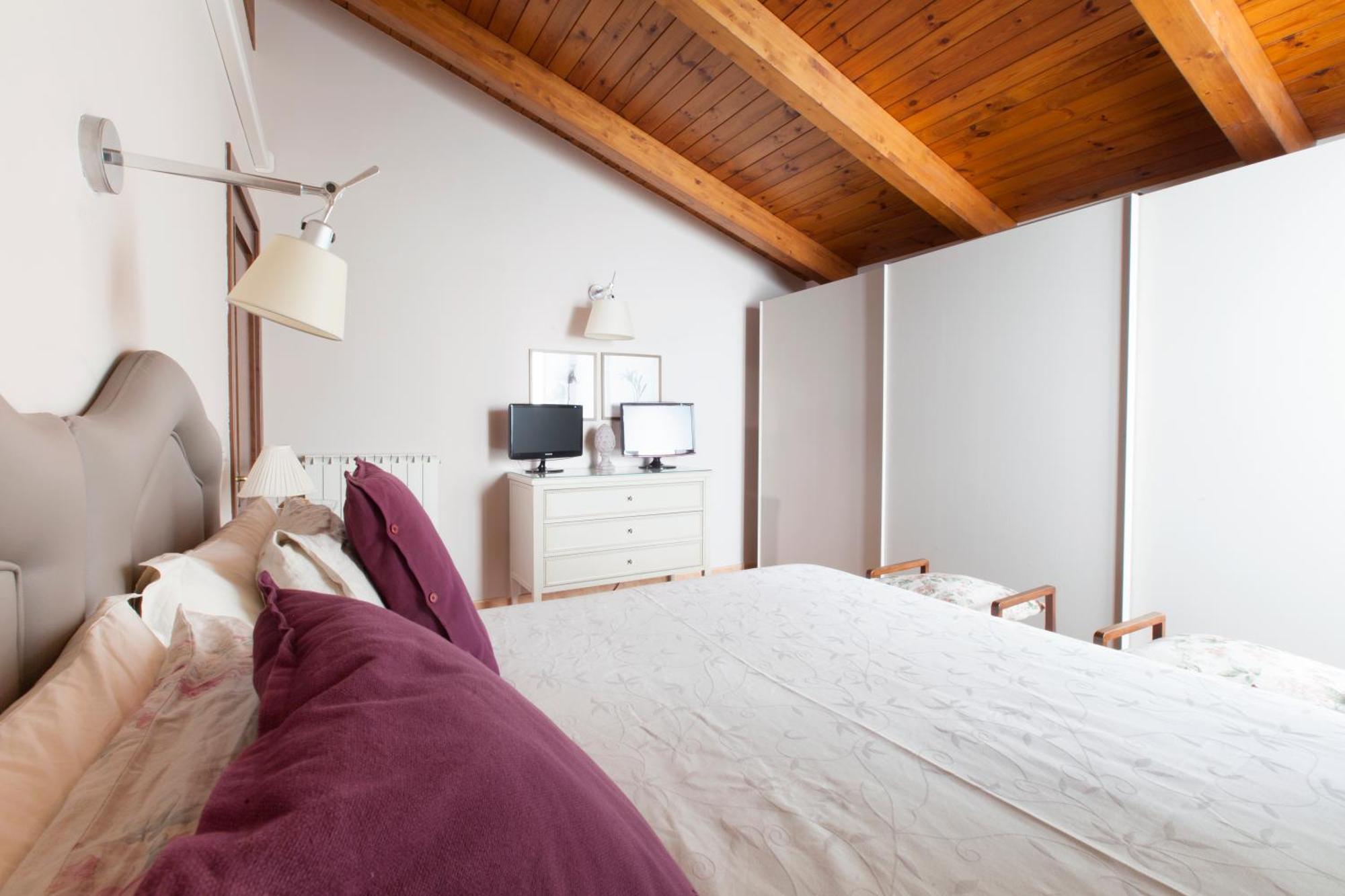 Amore Rentals - Appartamento Terrazza Tasso Sorrento Bagian luar foto