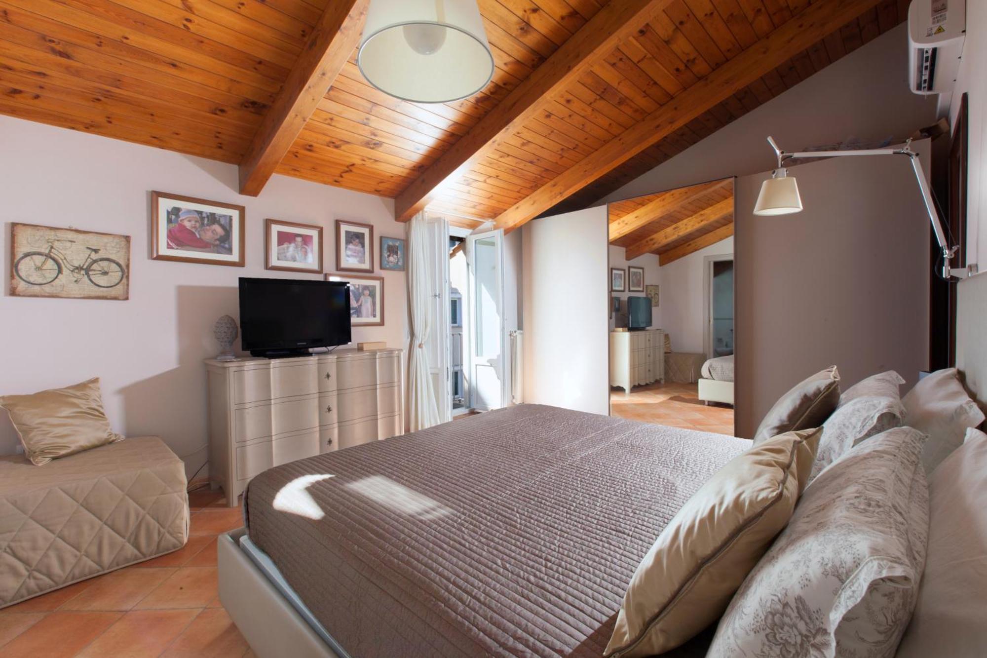 Amore Rentals - Appartamento Terrazza Tasso Sorrento Bagian luar foto
